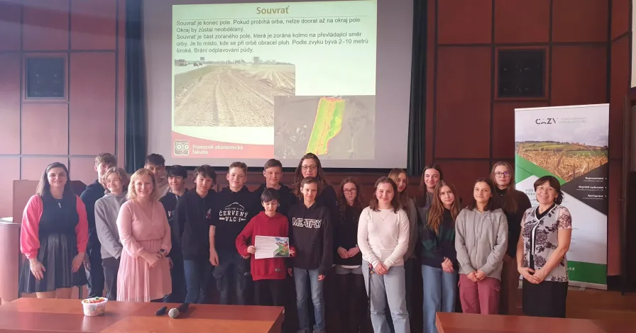 Žáci základních škol se na semináři ČAZV seznámili s tématem precizního zemědělství