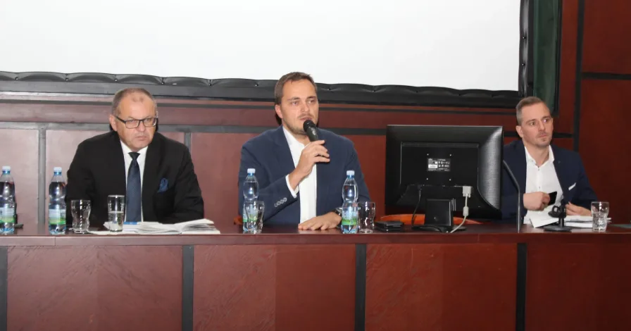 Zpráva z rozšířeného zasedání předsednictva ČAZV